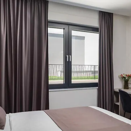 Semesterbostad Gorgeous In Zidarici With Kitchen