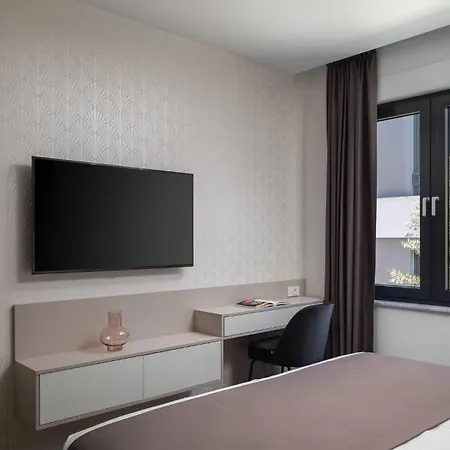 Gorgeous In Zidarici With Kitchen Vantacici