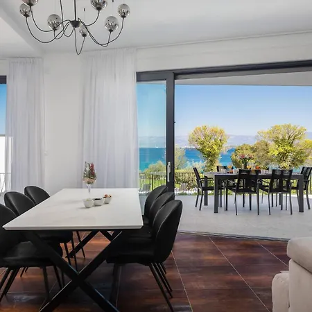 Holiday home Gorgeous In Zidarici With Kitchen